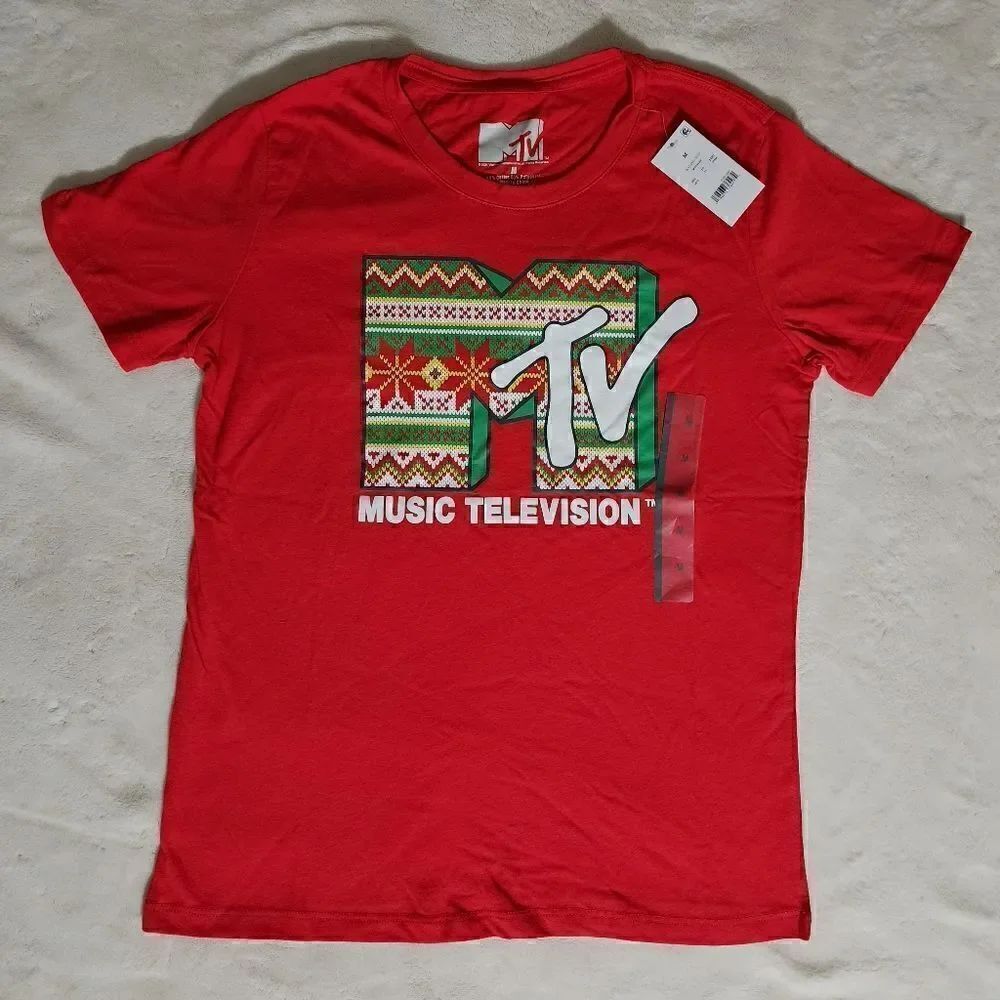 NWT MTV Women's Christmas T-shirt Size M